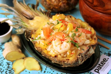 Рецепт Тайский рис с ананасами и креветками