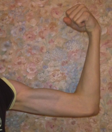 Нормальный ли бицепс для парня 20лет?