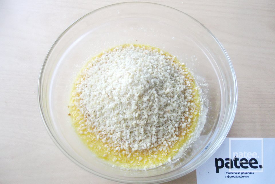 Миндальный торт с абрикосами - Шаг 12