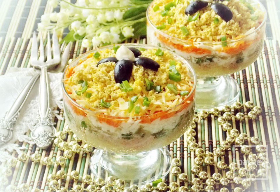 Слоёный салат из печени трески - Шаг 12