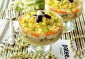Слоёный салат из печени трески