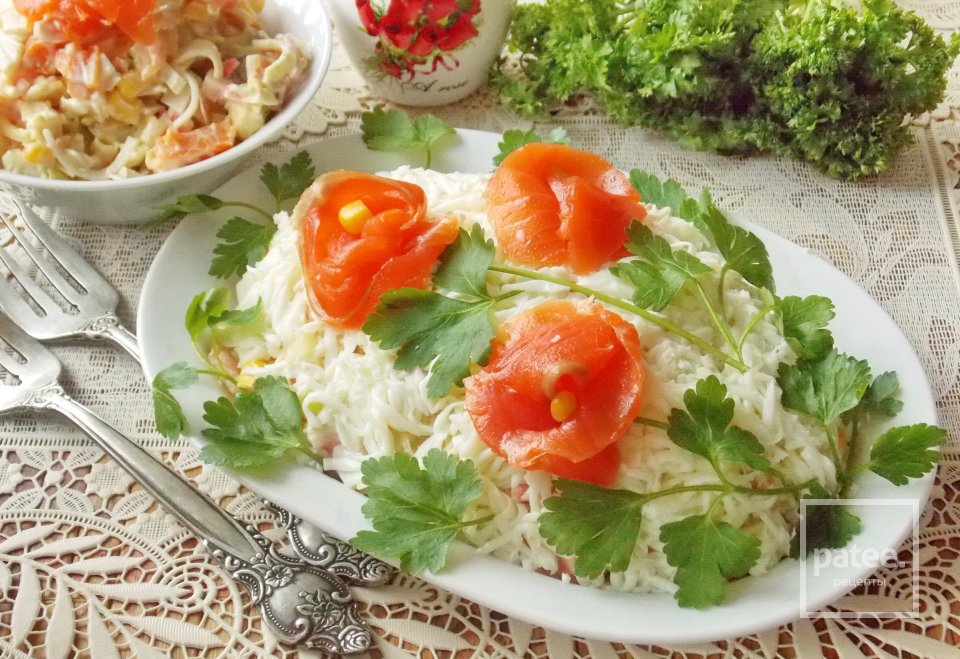 Салат с копченой форелью - Шаг 12