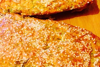 Сырный хлеб с шампиньонами