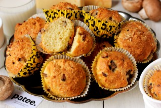 Сырные маффины с грибами