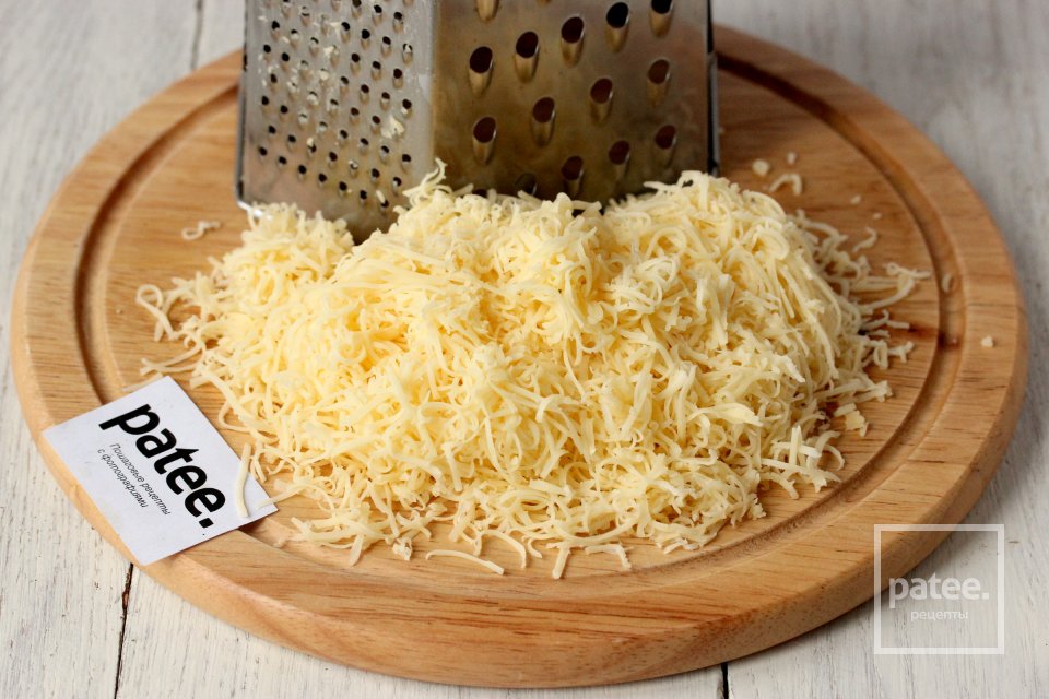 Сырные маффины с грибами - Шаг 2