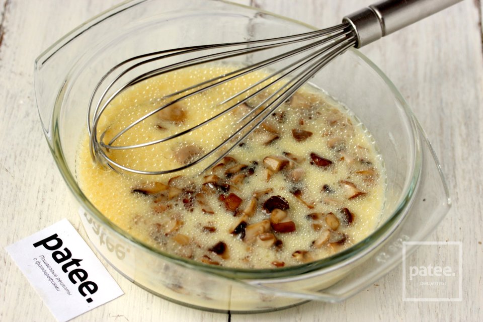 Сырные маффины с грибами - Шаг 9