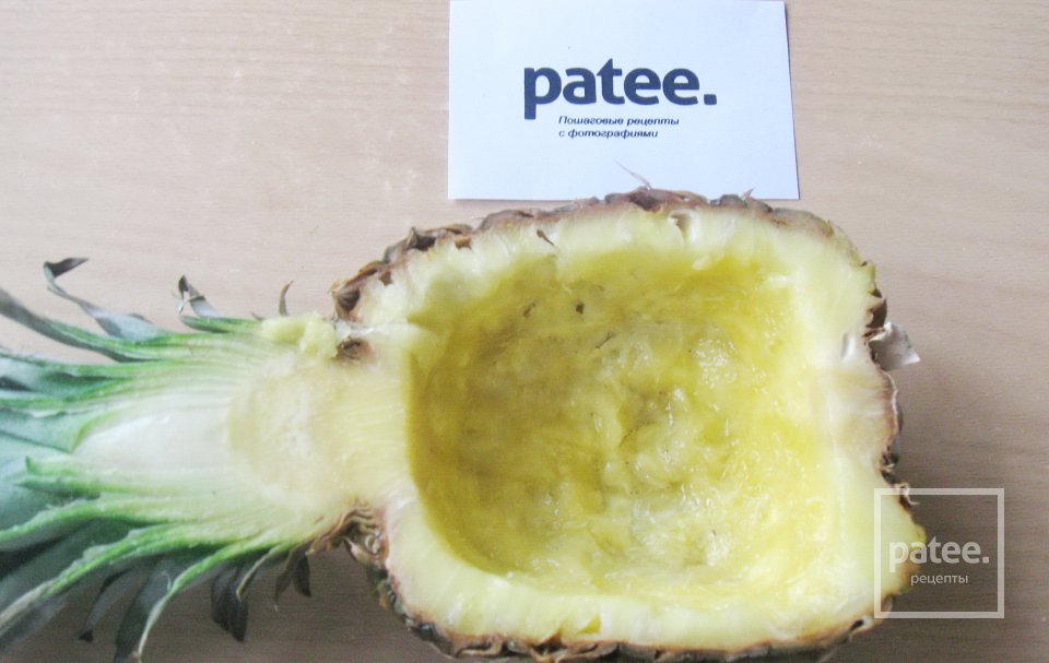 Фруктовый салат в ананасе Витамин - Шаг 3