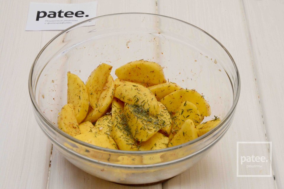 Картофельные дольки в беконе с розмарином - Шаг 7