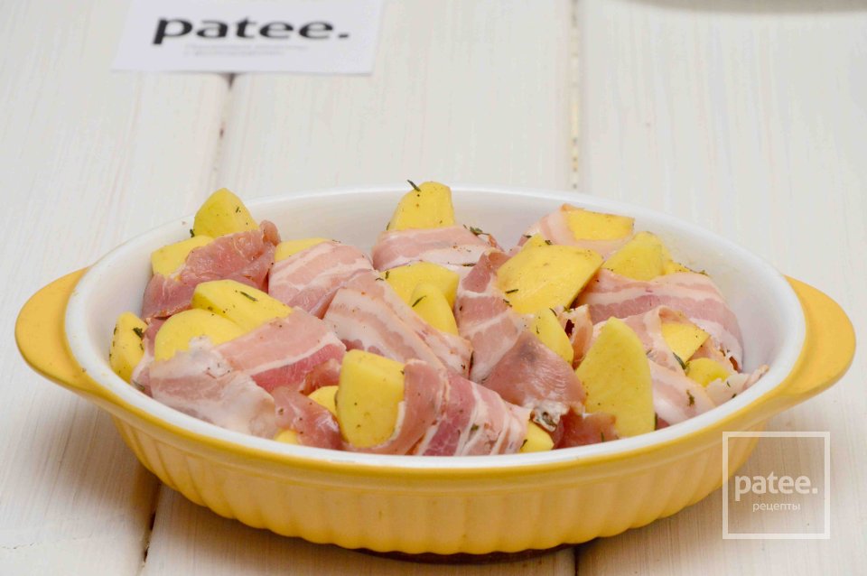 Картофельные дольки в беконе с розмарином - Шаг 12