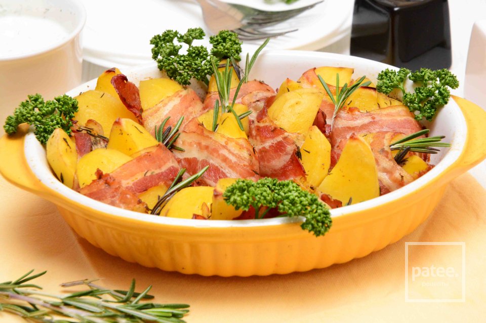 Картофельные дольки в беконе с розмарином - Шаг 15