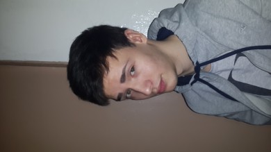 Пожалуйста оцените парня на фото