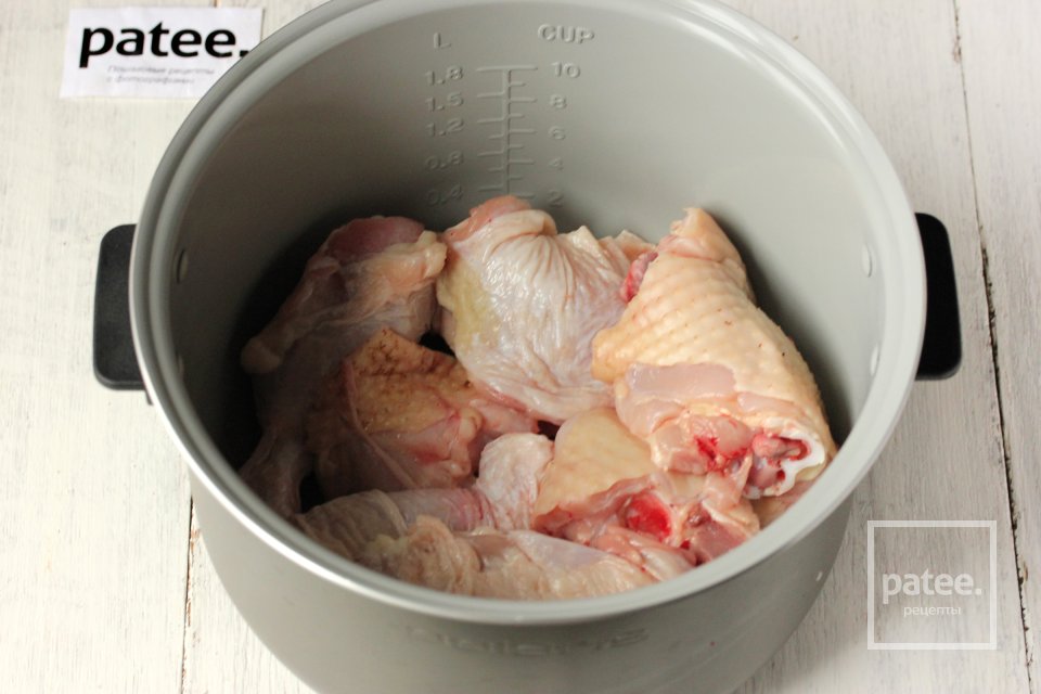 Курица в сливочно-чесночном соусе в мультиварке - Шаг 4