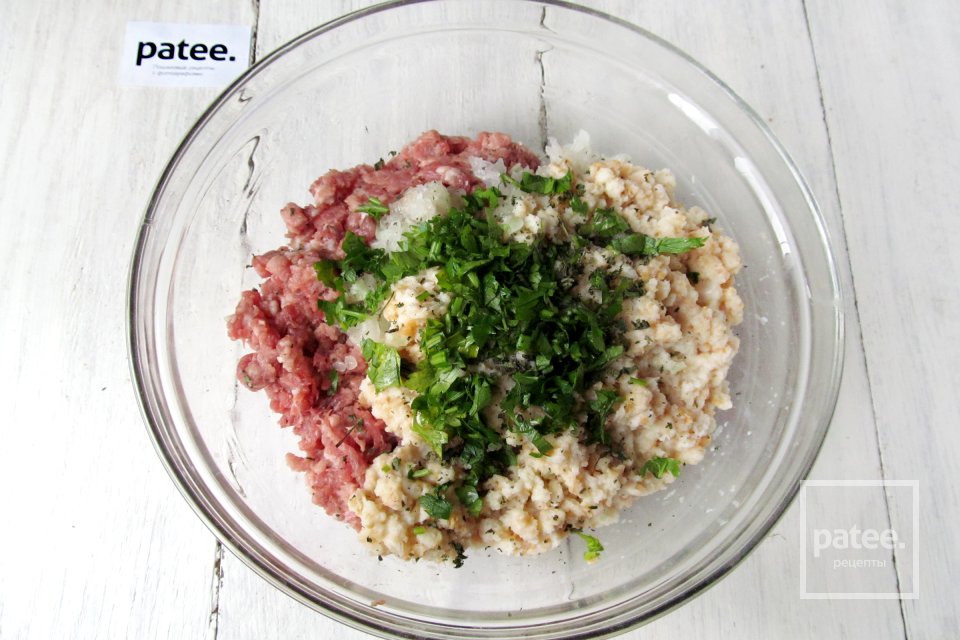 Котлеты по-гречески (кефтедес) - Шаг 6