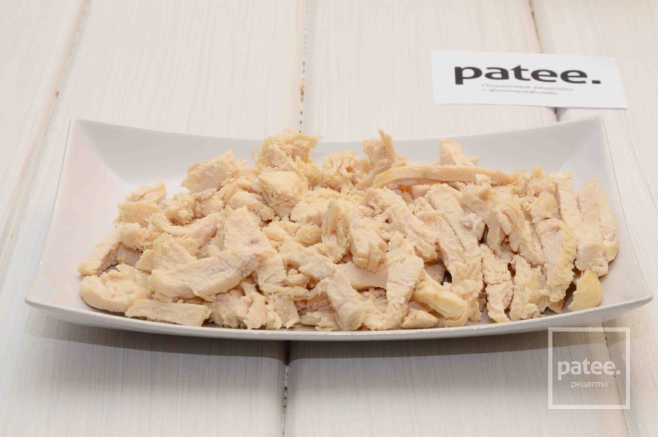 Салат с куриной грудкой и курагой - Шаг 3