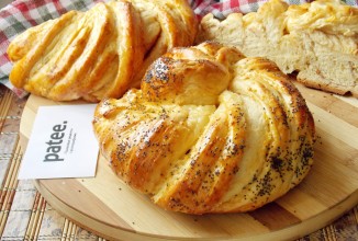 Булки с миндалём и корицей