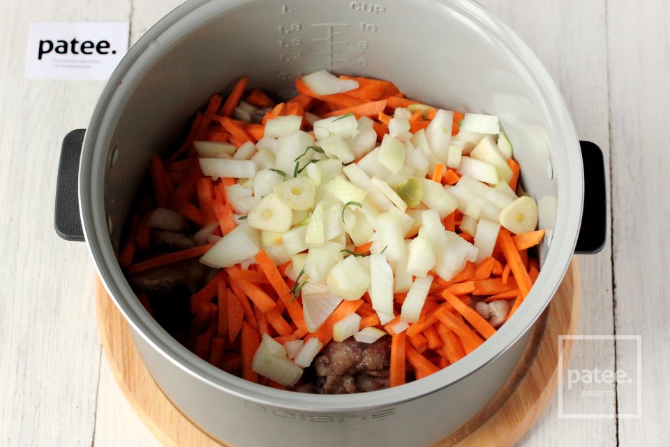 Кролик, тушеный с овощами в мультиварке - Шаг 7