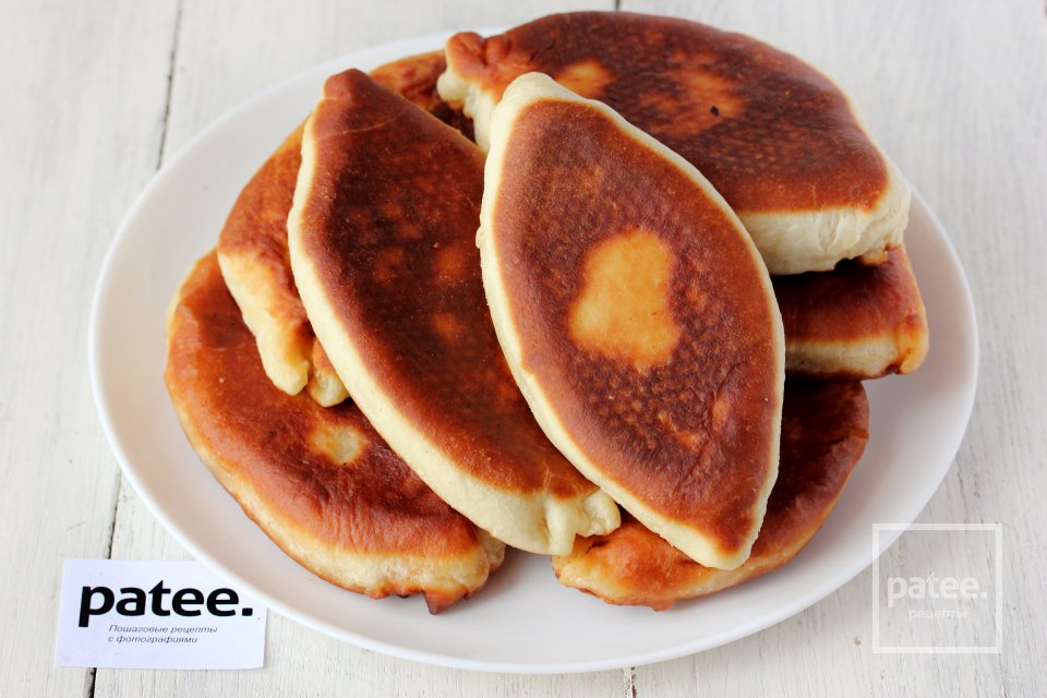 Жареные пирожки с квашеной капустой - Шаг 14