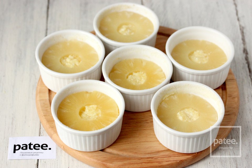 Творожная запеканка с ананасом в микроволновке - Шаг 9