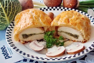 Фаршированная грудка в слоёном тесте