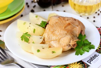 Курица, тушеная в капустном рассоле