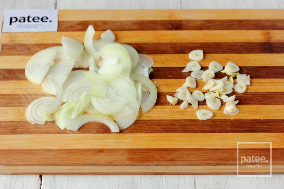 Курица, тушеная в капустном рассоле - Шаг 3