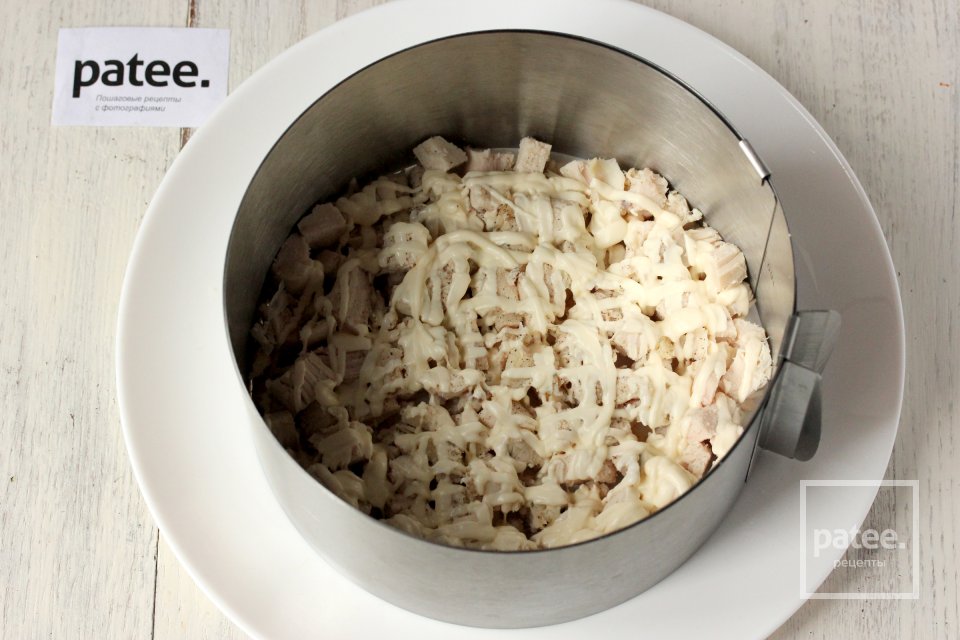 Салат с курицей и ананасами - Шаг 6