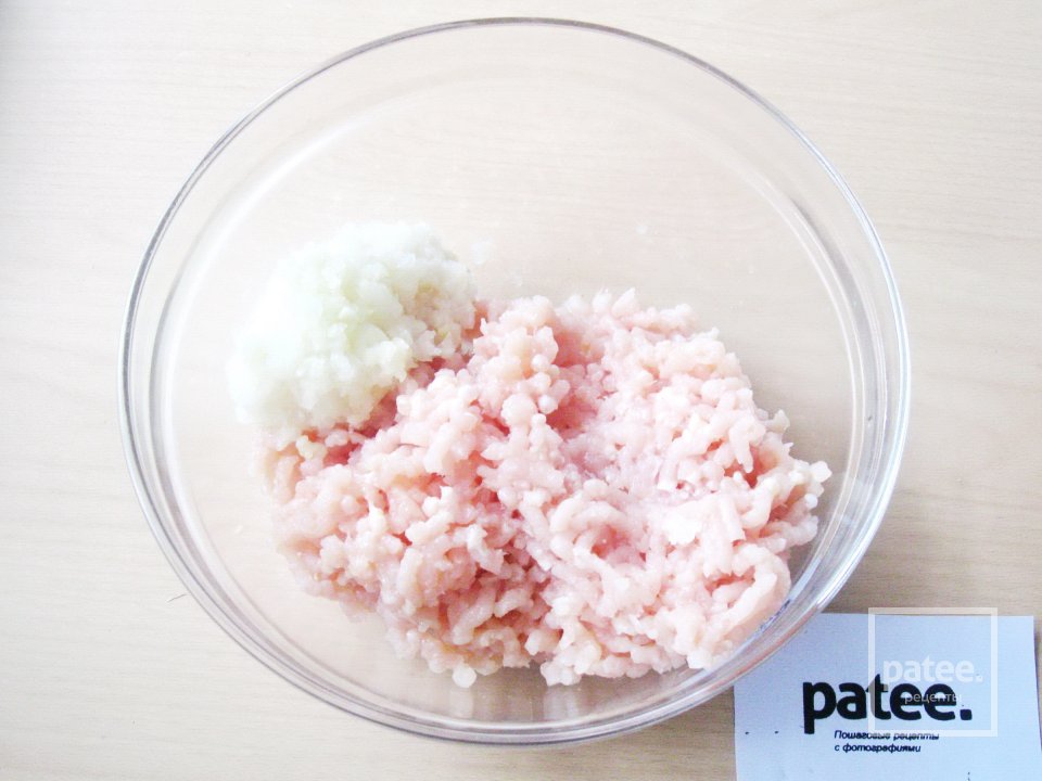 Куриные котлеты в картофельной панировке - Шаг 3