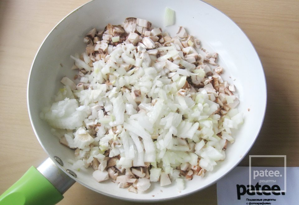 Котлеты из овсяных хлопьев с грибами - Шаг 5