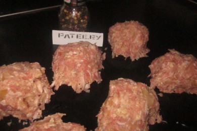 Котлеты "Великолепные"фарш говядина плюс свинина - приготовление