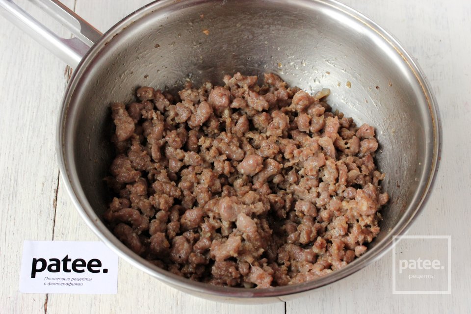 Макароны с фаршем и омлетом в мультиварке - Шаг 2