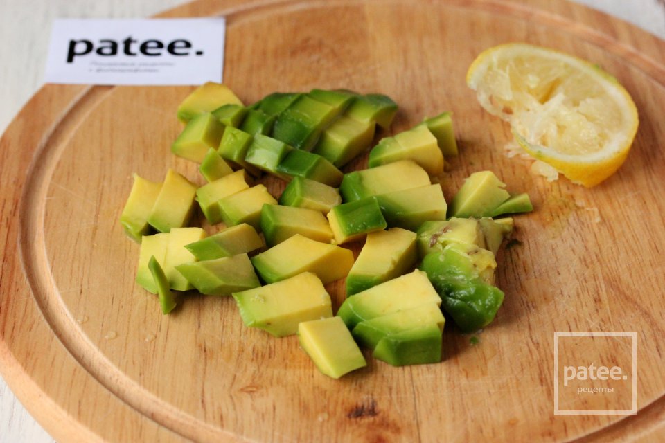 Салат из пекинской капусты с авокадо - Шаг 3