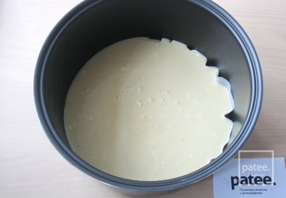 Пирог с пудингом  в мультиварке - Шаг 9