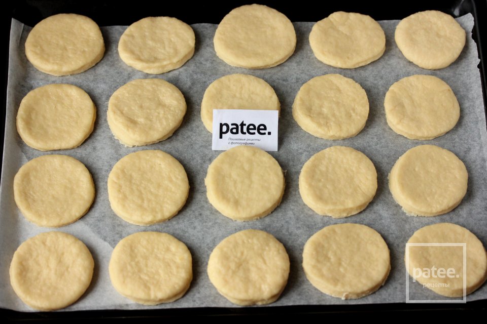 Сметанные коржики - Шаг 8