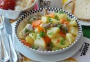 Жаркое из куриных желудков в мультиварке