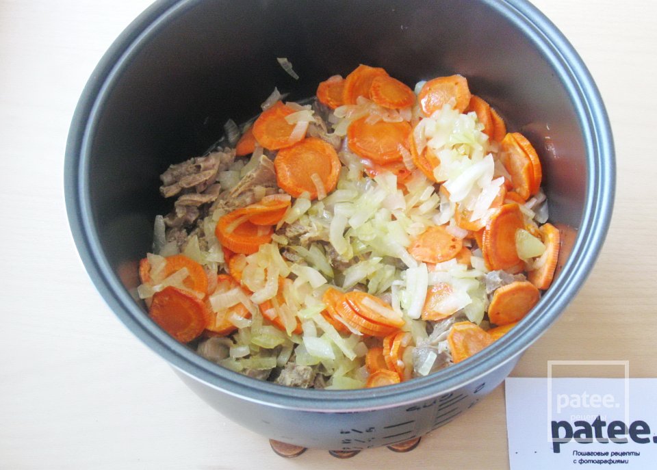 Жаркое из куриных желудков в мультиварке - Шаг 6