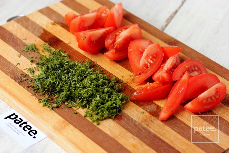 Скумбрия, фаршированная сыром и помидорами - Шаг 6