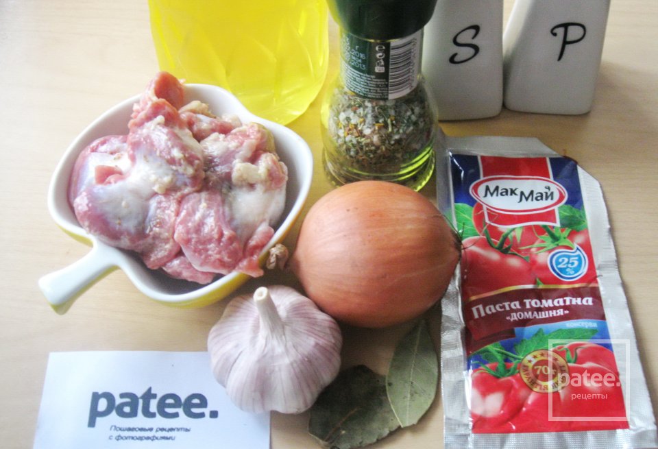 Куриные желудки в томатной подливе - Шаг 1