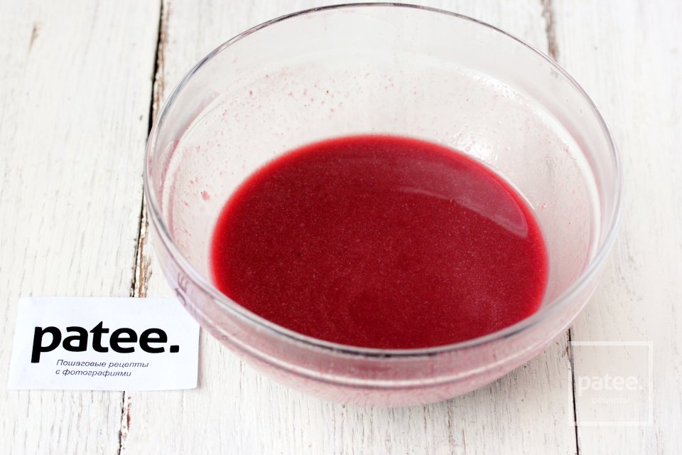 Утиная грудка под апельсиново-ягодным соусом - Шаг 13