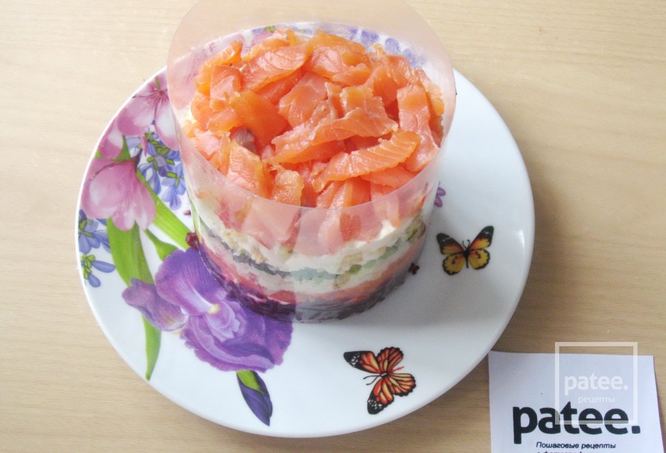 Салат с копченой семгой - Шаг 12