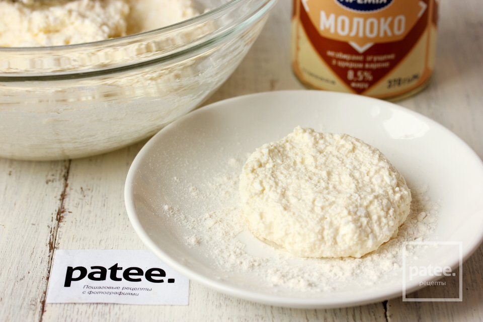 Сырники с варёной сгущёнкой - Шаг 7