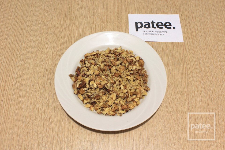 Шарлотка на сгущенном молоке - Шаг 6