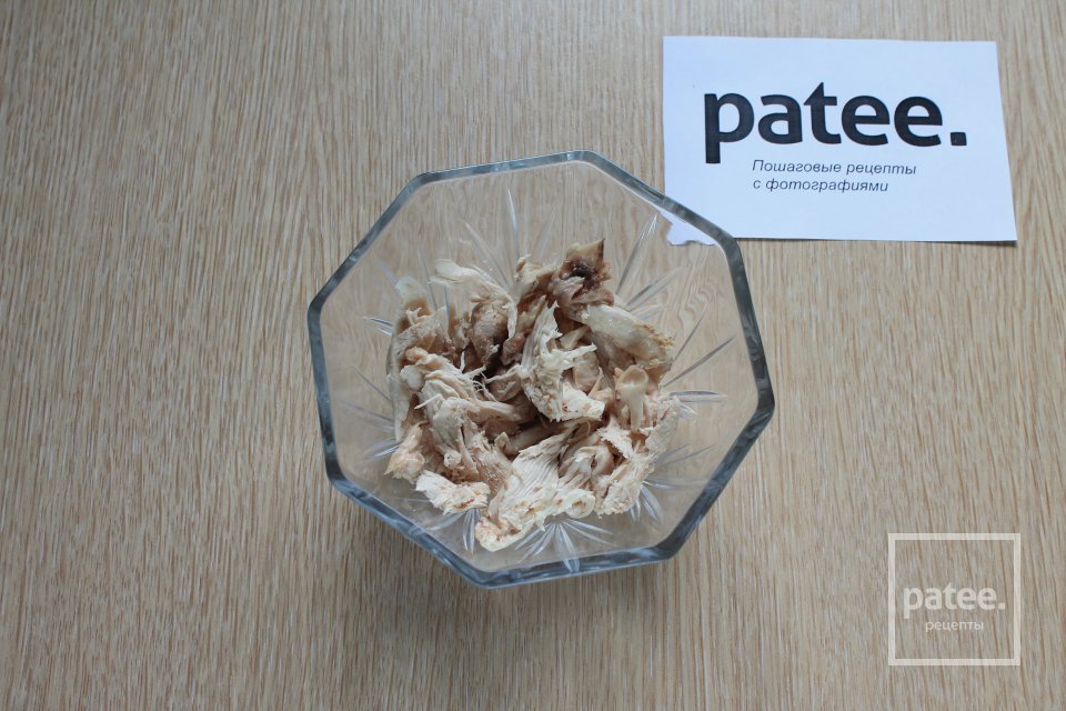 Салат с курицей и ананасами - Шаг 5