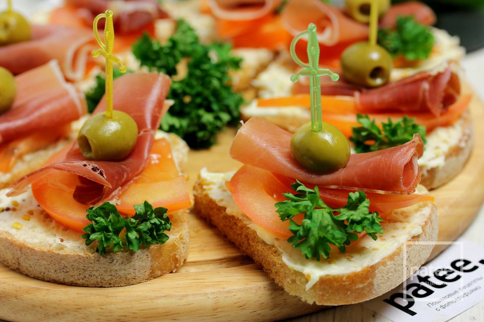 Канапе с хамоном и помидорами - Шаг 10