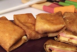 Блинчики с сыром и ветчиной