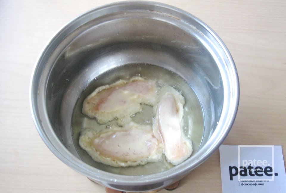 Филе куриной грудки в пивном кляре - Шаг 11