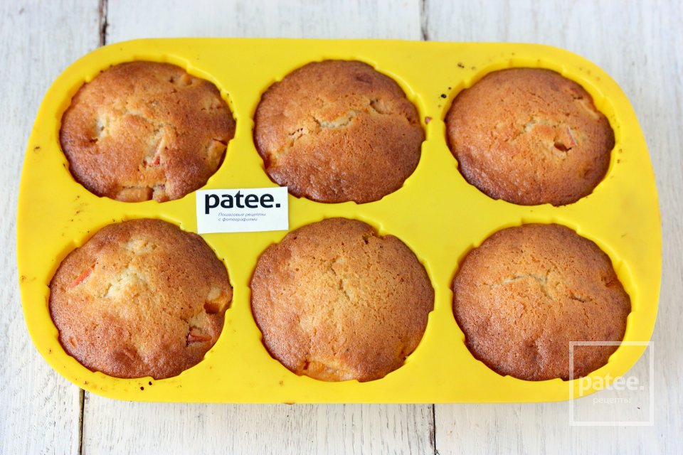 Кексы с хурмой и корицей - Шаг 12