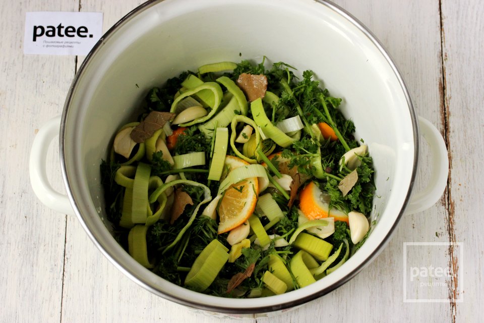 Куриные котлеты на ароматной подушке - Шаг 8