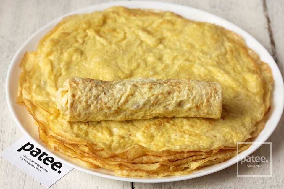 Яичные рулетики с печёночной начинкой - Шаг 11