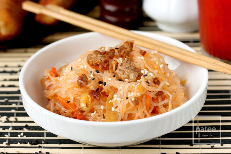 Фунчоза с мясным фаршем и овощами - Шаг 12