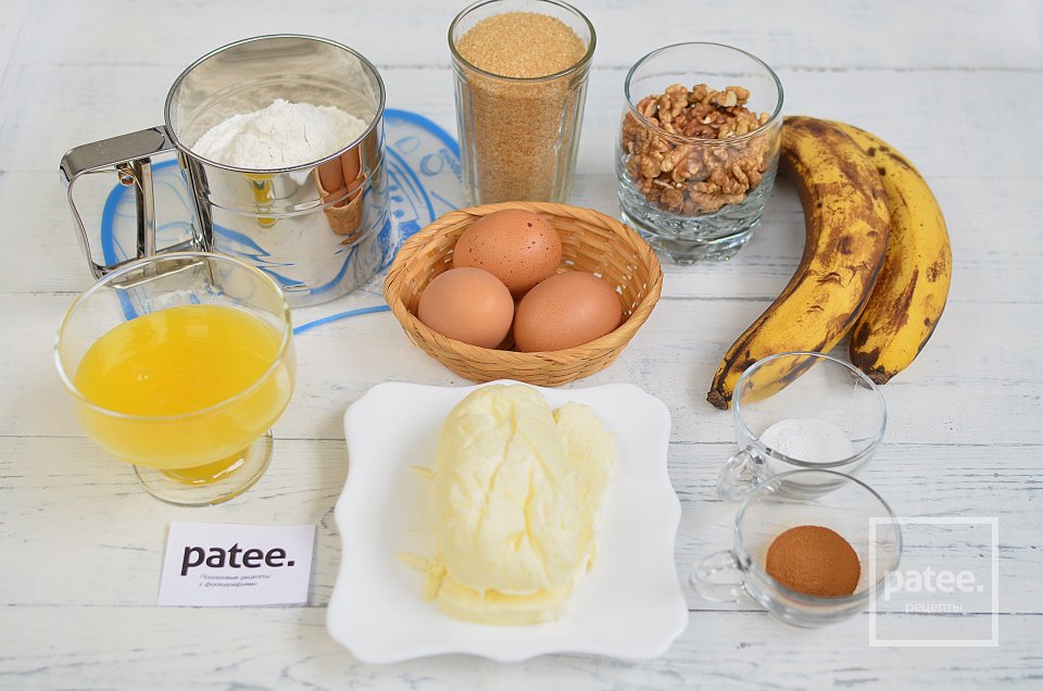 Медовый кекс с бананами и орехами - Шаг 1